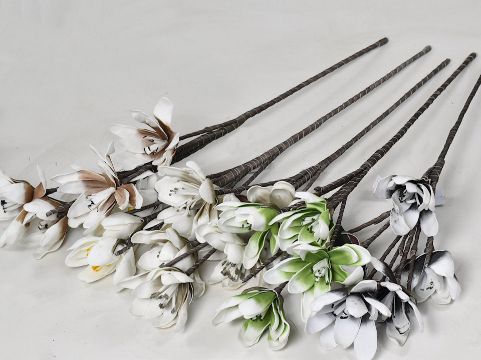 Fleurs en mousse 85cm Mix