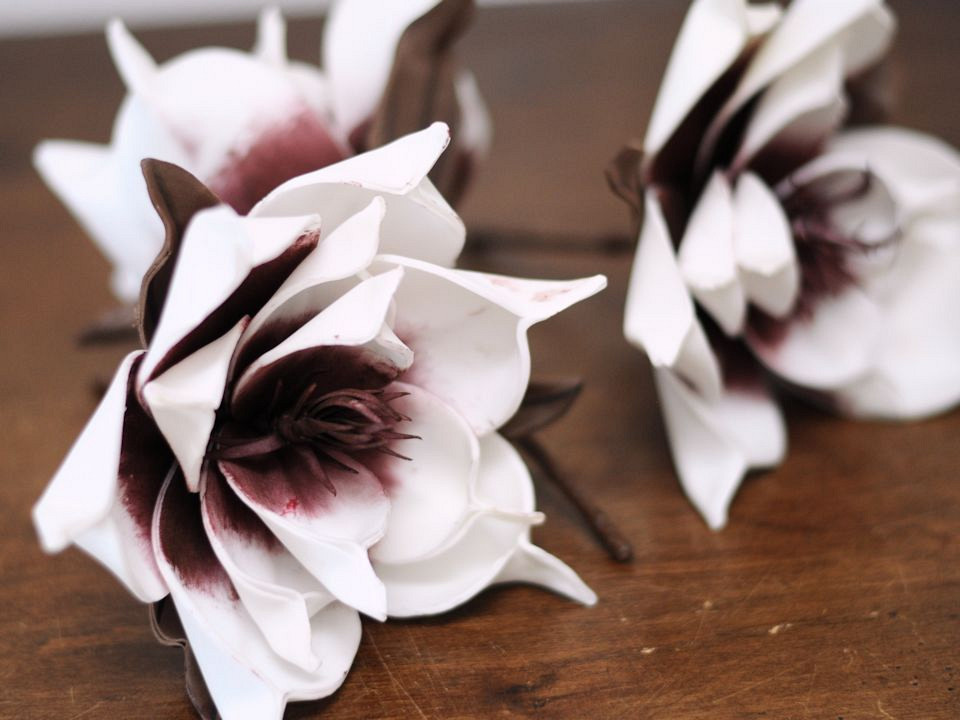 Foam Bloem Wit/Lila, D 16cm