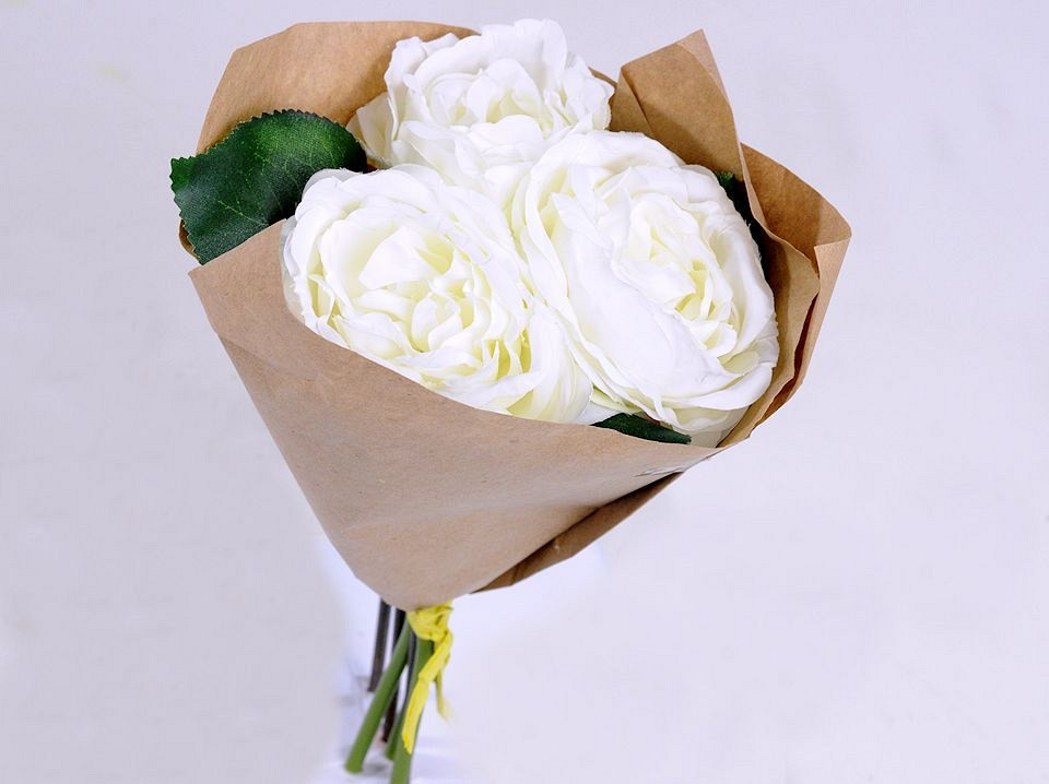 Bouquet Rose d13cm White