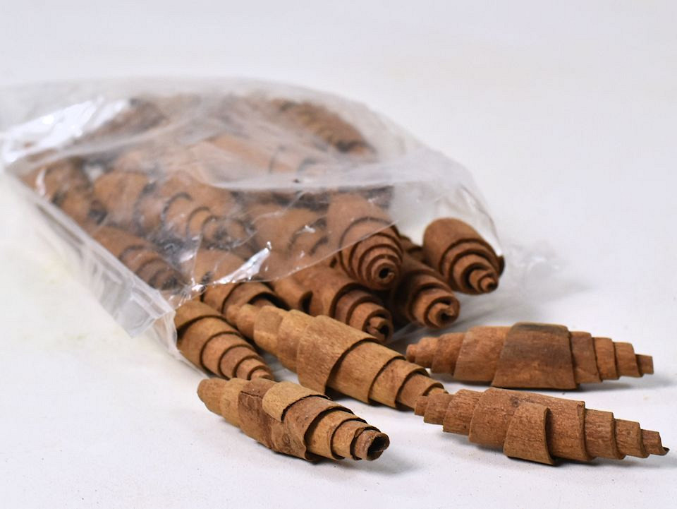 Cannelle croissant 6cm 20pcs.