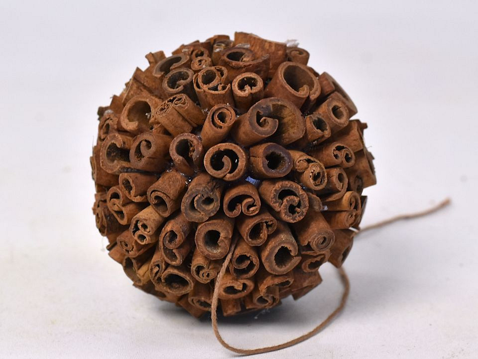 Cinnamon Ball 8cm
