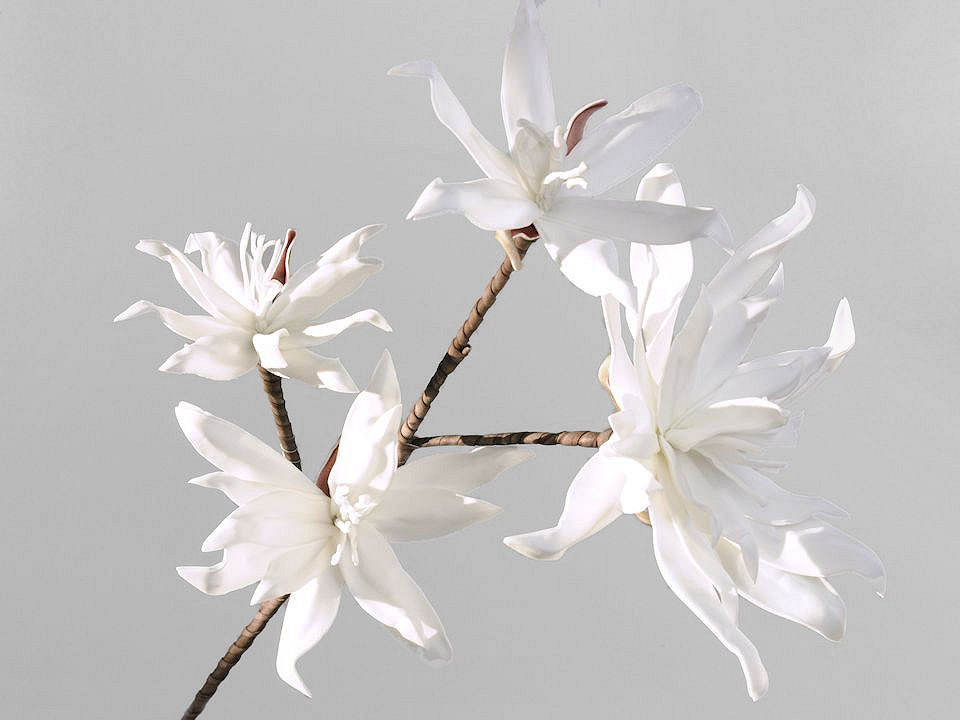 Foam Flower Spray White 85cm 