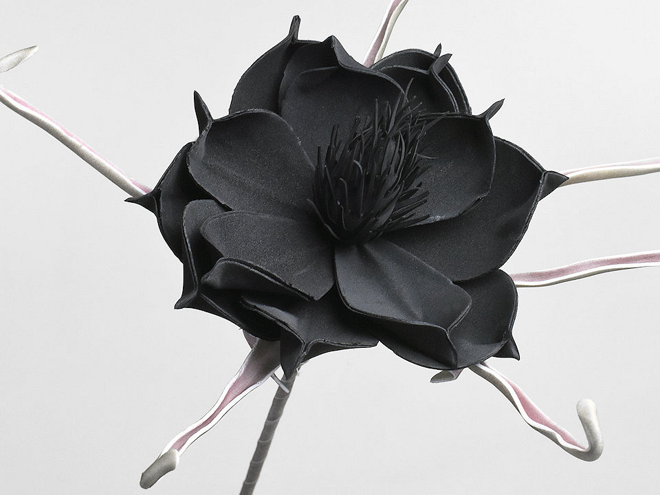 Foam Flower black, D 20cm