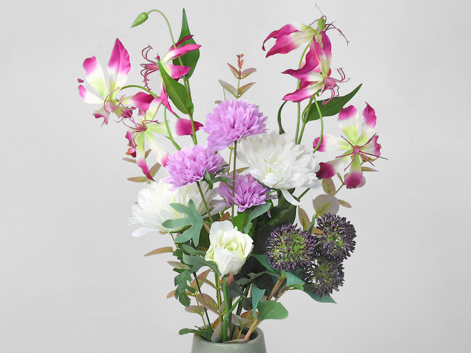 Artificial Flower Bouquet Romantic