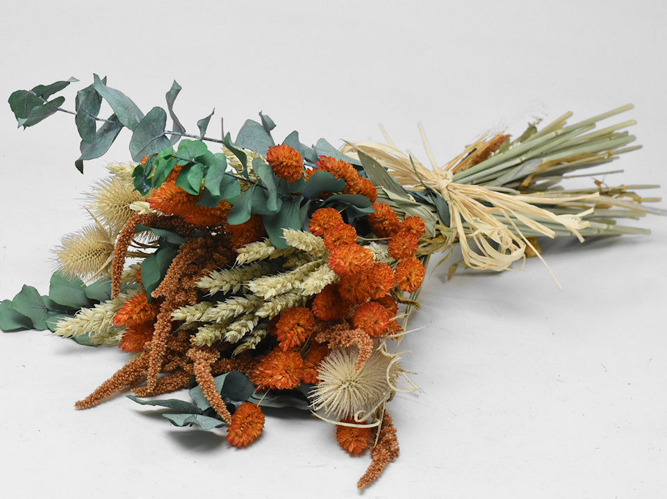 Dried Field Bouquet Natural/Orange 55cm