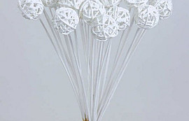 Brunch Ball on 50cm stem white