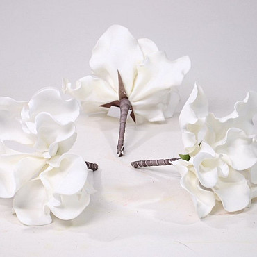 Fleur en mousse 18cm blanc