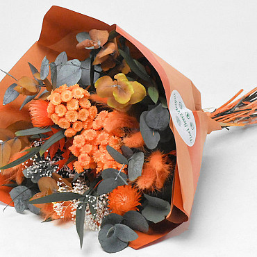 Trockenblumenstrauß Orange