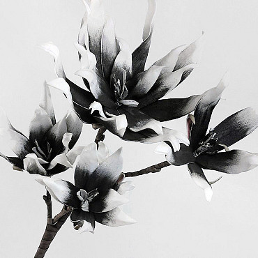 Foam Flower Spray White/Charcoal 85cm