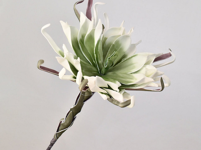 Foam Flower 80cm White/Green