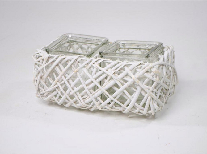Basket with glass white