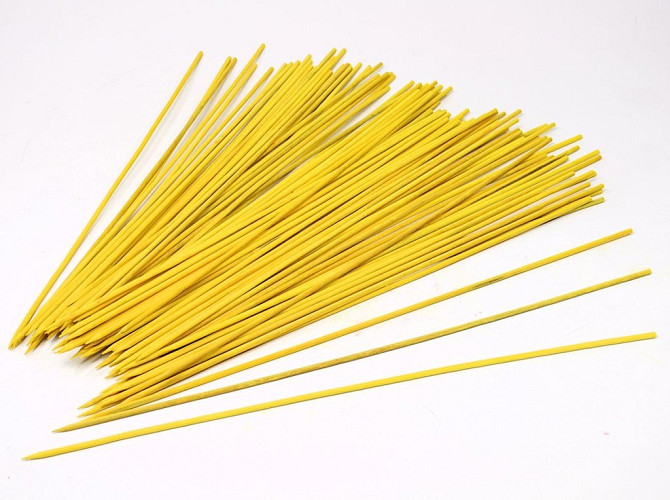 Bamboo Stick 60cm yellow