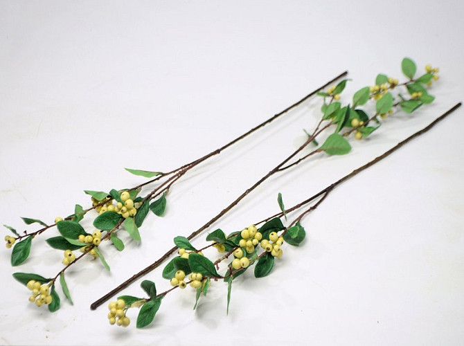 Berries on Branch 90cm