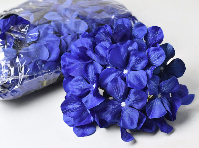 Hydrangea Head Royal Blue D16cm