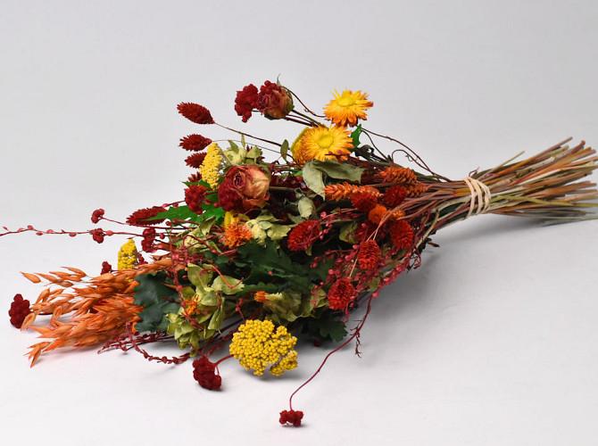 Dried Flower Bouquet Flat Orange Red 60cm