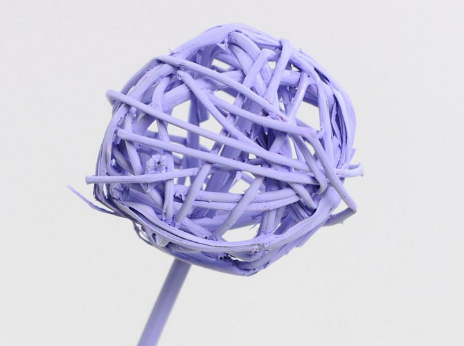 Brunch Ball auf 50cm Stiel lila