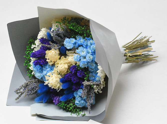 Dried Flower Bouquet Blue 40cm