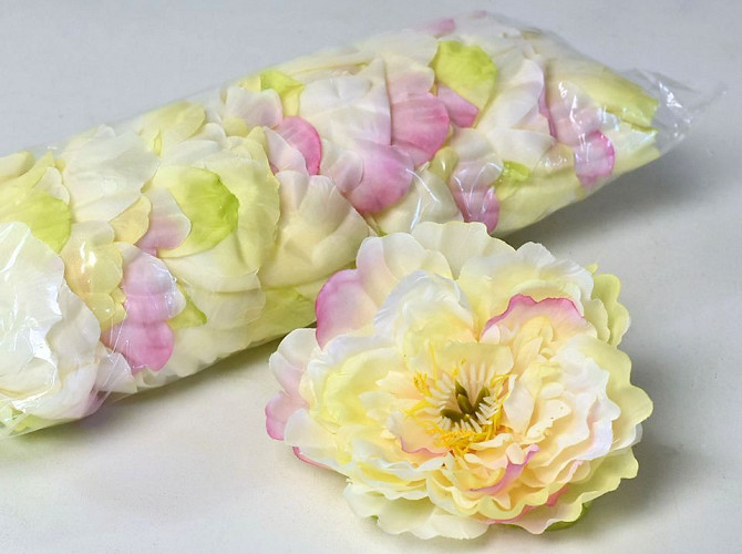 Peony D13cm Yellow