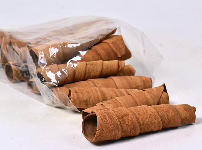 Cinnamon Roll 12cm 20pcs. 