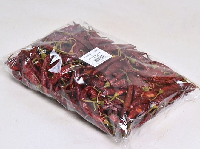 Chillies red 250 grams short