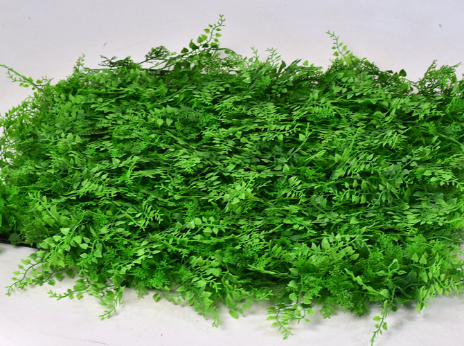 Green Plant Mat Fern/juniperus 50x50cm